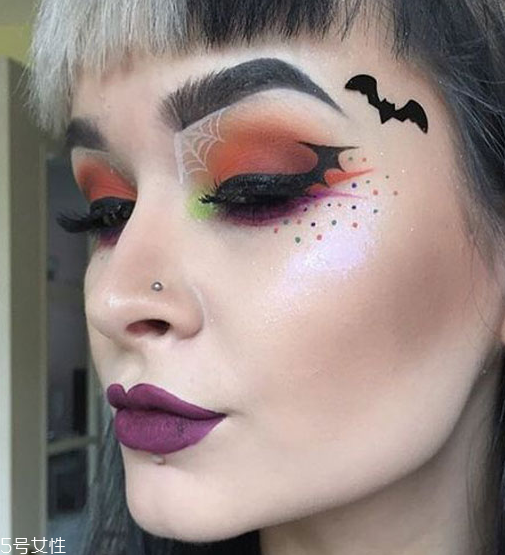 萬圣節(jié)蝙蝠眼妝怎么畫？超簡(jiǎn)單的蝙蝠眼妝畫法