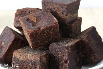 紅糖面膜用什么紅糖最好？用紅糖怎么敷臉美白？