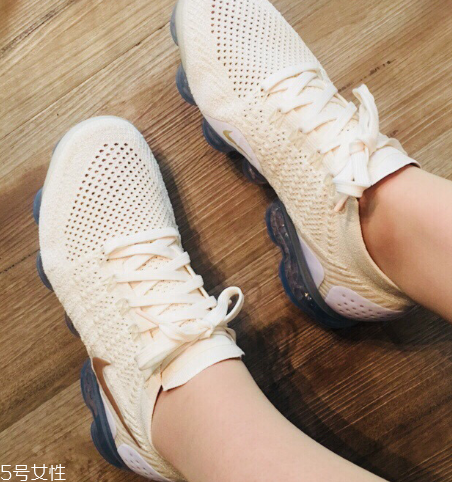 氣墊鞋下雨天能穿嗎？氣墊鞋下雨穿會進(jìn)水嗎？