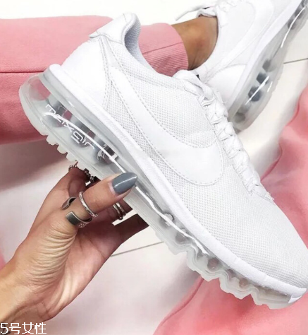 氣墊鞋穿起來(lái)什么感覺？氣墊鞋穿著舒服嗎？