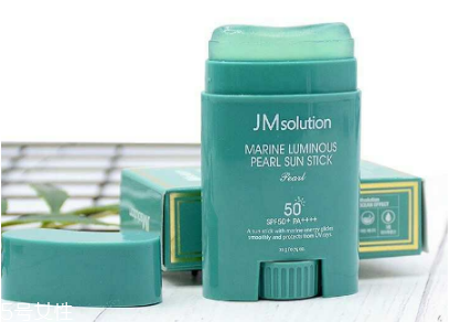 ahc防曬棒和jm防曬棒哪個好用 ahc防曬棒和jm防曬棒區(qū)別 ahc防曬棒和jm防曬棒哪個好用 ahc防曬棒和jm防曬棒區(qū)別