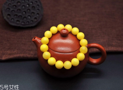 蜜蠟手串怎么盤？蜜蠟手串盤玩技巧