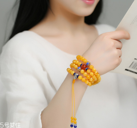 蜜蠟手串怎么保養(yǎng)？蜜蠟手串保養(yǎng)法則