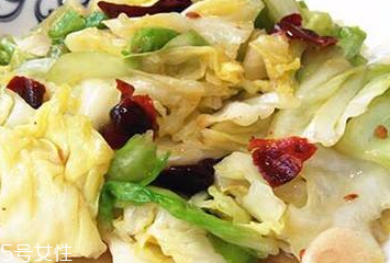 牛心菜和紫甘藍(lán)的區(qū)別 牛心菜和紫甘藍(lán)怎么分辨？