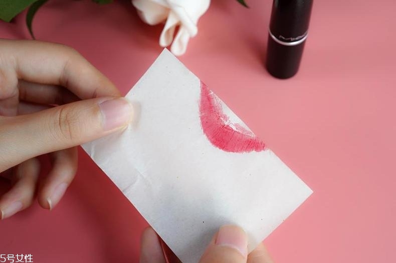 mac cockney是什么色？mac cockney適合素顏嗎？