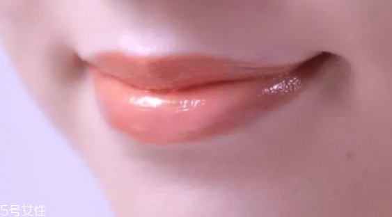 口紅的正確涂法 口紅的正確涂抹方式 口紅的正確涂法 口紅的正確涂抹方式