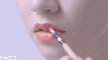 口紅的正確涂法 口紅的正確涂抹方式 口紅的正確涂法 口紅的正確涂抹方式