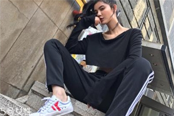 褲子染色了怎么洗掉？褲子染了顏色清洗方法