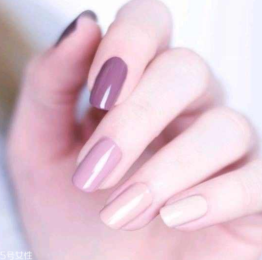美甲跳色什么意思？美甲跳色有什么作用？