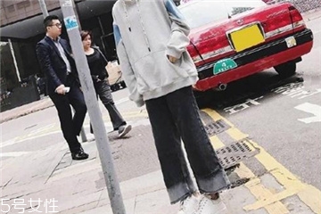 褲子要翻過(guò)來(lái)洗嗎？褲子為什么翻過(guò)來(lái)洗？