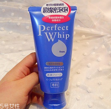 皂基洗面奶可以卸妝嗎？皂基洗面奶有卸妝功效嗎？