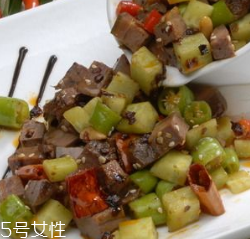 豬心能治心臟病嗎？豬心可以治心臟??？