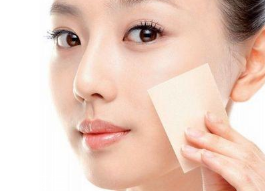 吸油紙會吸走防曬霜嗎？吸油紙會將水分帶走嗎？