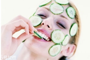 黃瓜敷臉能補(bǔ)水嗎？黃瓜敷臉有補(bǔ)水效果嗎？