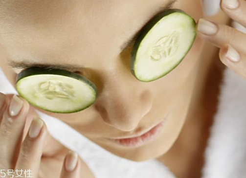 黃瓜敷臉能補(bǔ)水嗎？黃瓜敷臉有補(bǔ)水效果嗎？