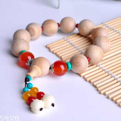 崖柏手串用上油嗎？崖柏手串需不需要上油？