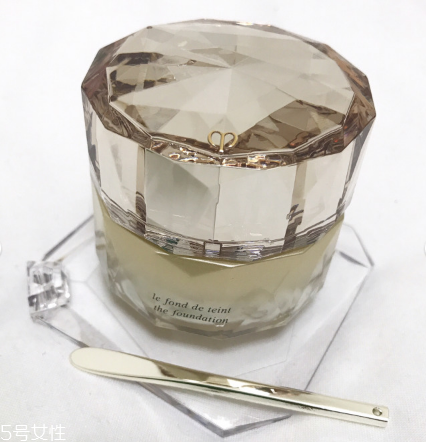 cpb晶鉆粉霜多少錢(qián) cpb晶鉆粉霜價(jià)格