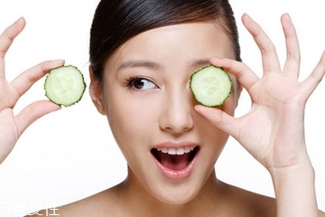 黃瓜敷臉后要用護膚品嗎？