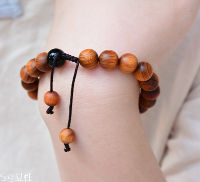 崖柏手串真假識別方法 崖柏手串真假怎么看？