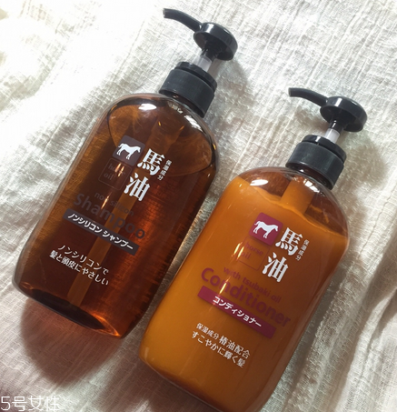 馬油洗發(fā)水防脫發(fā)嗎？馬油洗發(fā)水有防脫發(fā)功效嗎？