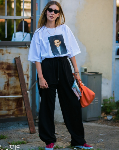 褲子什么面料最好？褲子買哪種面料好？