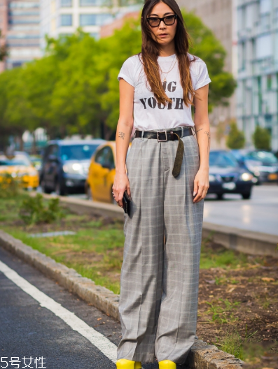 褲子發(fā)霉還能穿嗎？發(fā)霉的褲子要扔掉嗎？