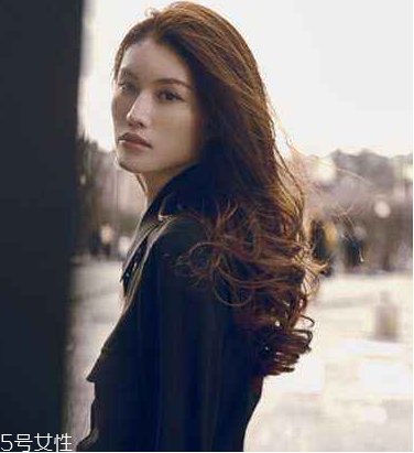 發(fā)質(zhì)很好燙發(fā)會傷發(fā)嗎？燙發(fā)后發(fā)質(zhì)會恢復(fù)嗎？