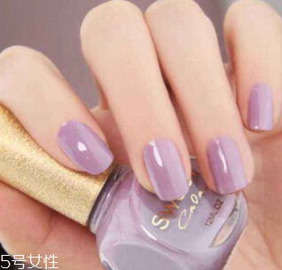 2022夏季最新美甲圖片 ins美甲讓你輕松降溫5度 2022夏季最新美甲圖片 ins美甲讓你輕松降溫5度