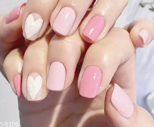 個性美甲圖片2018 讓人過目難忘的瀟灑酷帥美甲 個性美甲圖片2018 讓人過目難忘的瀟灑酷帥美甲