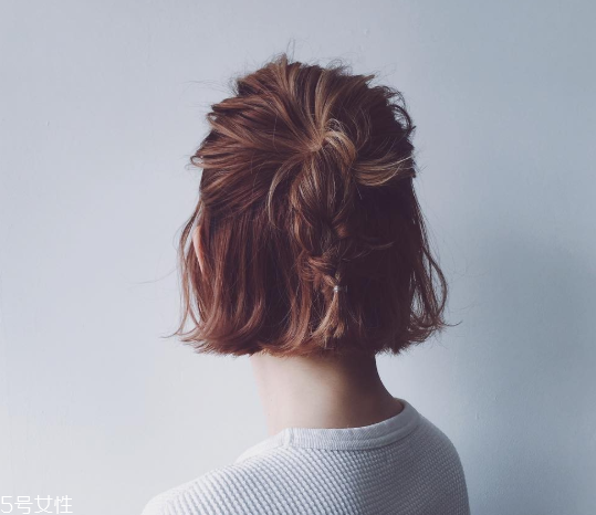 鮑伯頭發(fā)型怎么打理好看？鮑伯頭的5種打理方法