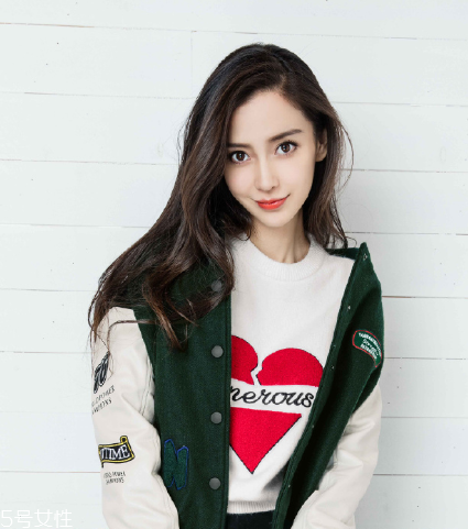 燙發(fā)顯老氣嗎？教你如何燙發(fā)不顯老