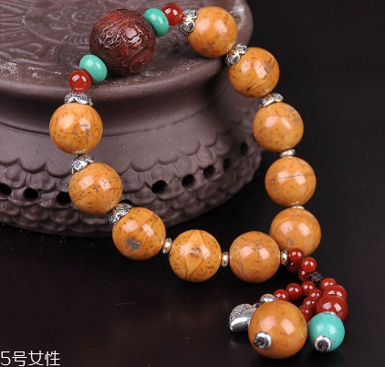 鳳眼菩提可以用水洗嗎？不懂千萬別亂來