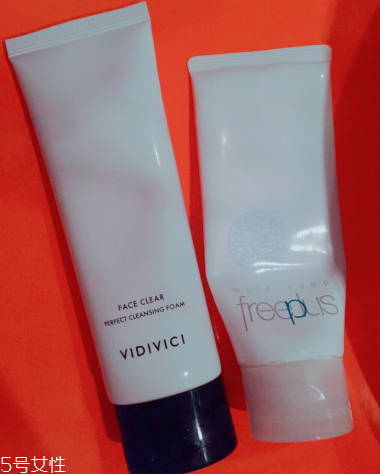 vidivici和芙麗芳絲哪個(gè)好？vidivici和芙麗芳絲洗面奶比較