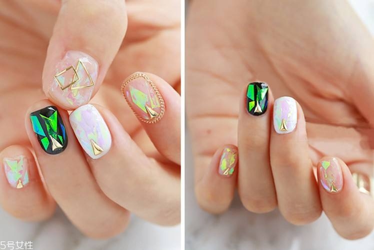 個性美甲圖片2018 讓人過目難忘的瀟灑酷帥美甲 個性美甲圖片2018 讓人過目難忘的瀟灑酷帥美甲