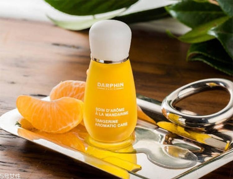 精華液有必要用嗎？精華液有什么作用和功效？