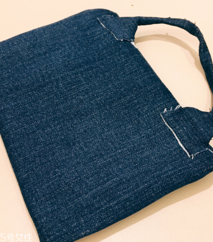 舊牛仔褲怎么改好看？只需幾步立馬變身時尚褲子