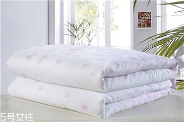 空調(diào)被多久洗一次？要看是什么季節(jié)