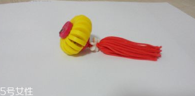 流蘇掛件怎么做？自制流蘇掛件讓家多點(diǎn)文藝風(fēng)
