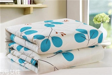 空調(diào)被發(fā)黃怎么辦？教你幾招瞬間洗白