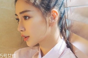 染發(fā)是頭發(fā)越油越好嗎？關(guān)于染發(fā)的真相