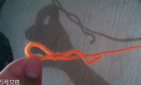 手工手環(huán)怎么做？棉繩手環(huán)的簡(jiǎn)單做法
