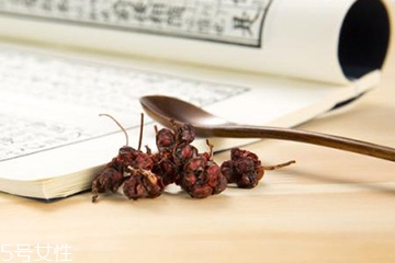 刺五加能給孕婦吃嗎？孕婦能吃刺五加嗎？