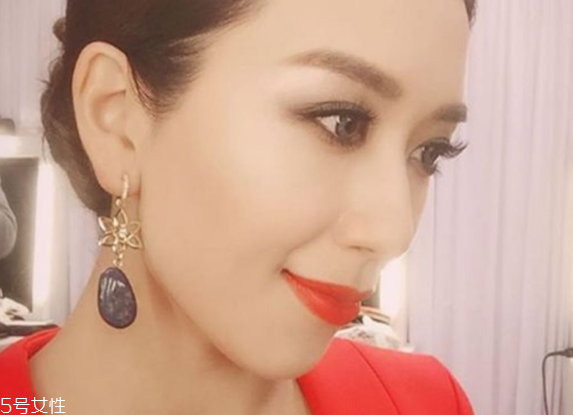 下眼影顯臟怎么辦？下眼影怎么畫不突兀？