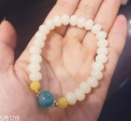 菩提根手串怎么盤玩？這樣盤包漿才好看