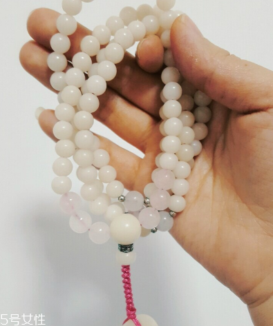 菩提根手串怎么盤玩？這樣盤包漿才好看