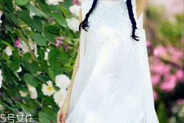 棉麻長裙配什么鞋子？除了小白鞋還有這些