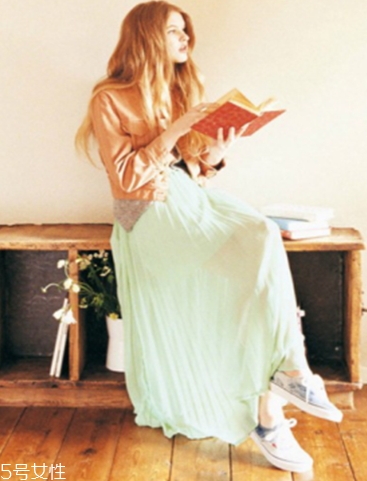 棉麻長裙配什么鞋子？除了小白鞋還有這些