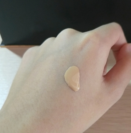 bobbi brown芭比波朗和阿瑪尼粉底液哪個好 bobbi brown芭比波朗和阿瑪尼粉底液哪個好