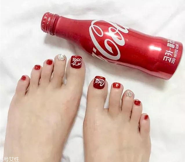 2018可樂美甲最新款式 今年夏天最流行的可樂美甲 2018可樂美甲最新款式 今年夏天最流行的可樂美甲
