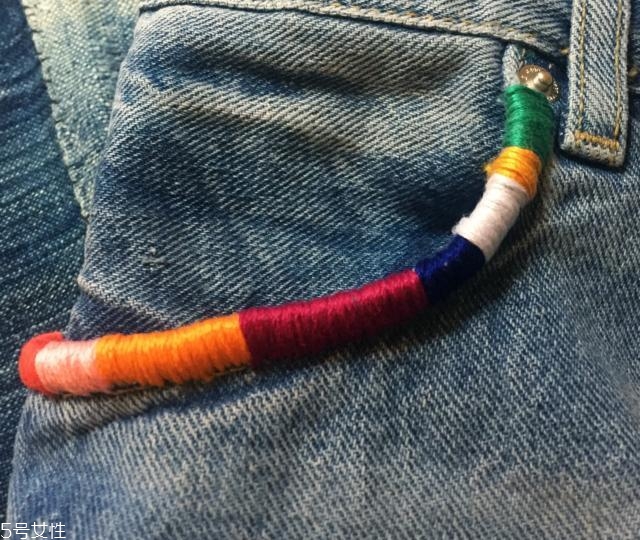 舊牛仔褲怎么改好看？只需幾步立馬變身時尚褲子